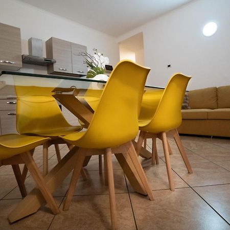 Ambra Apartment Tirano Luaran gambar