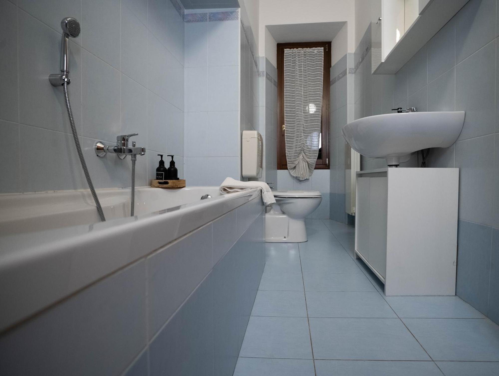 Ambra Apartment Tirano Luaran gambar