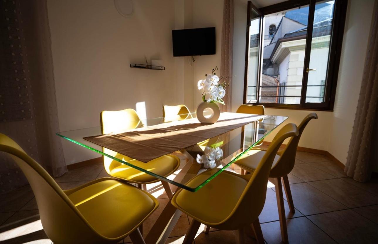 Ambra Apartment Tirano Luaran gambar