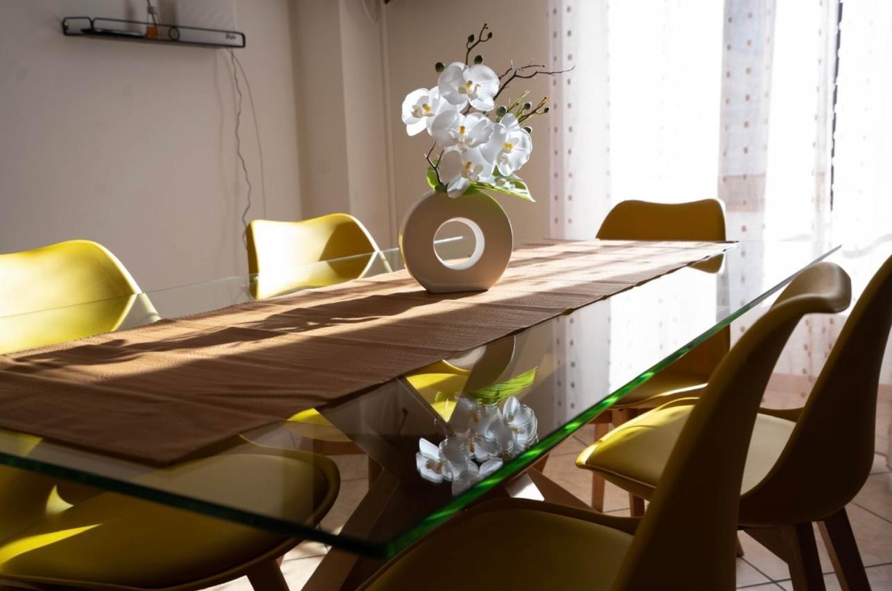 Ambra Apartment Tirano Luaran gambar